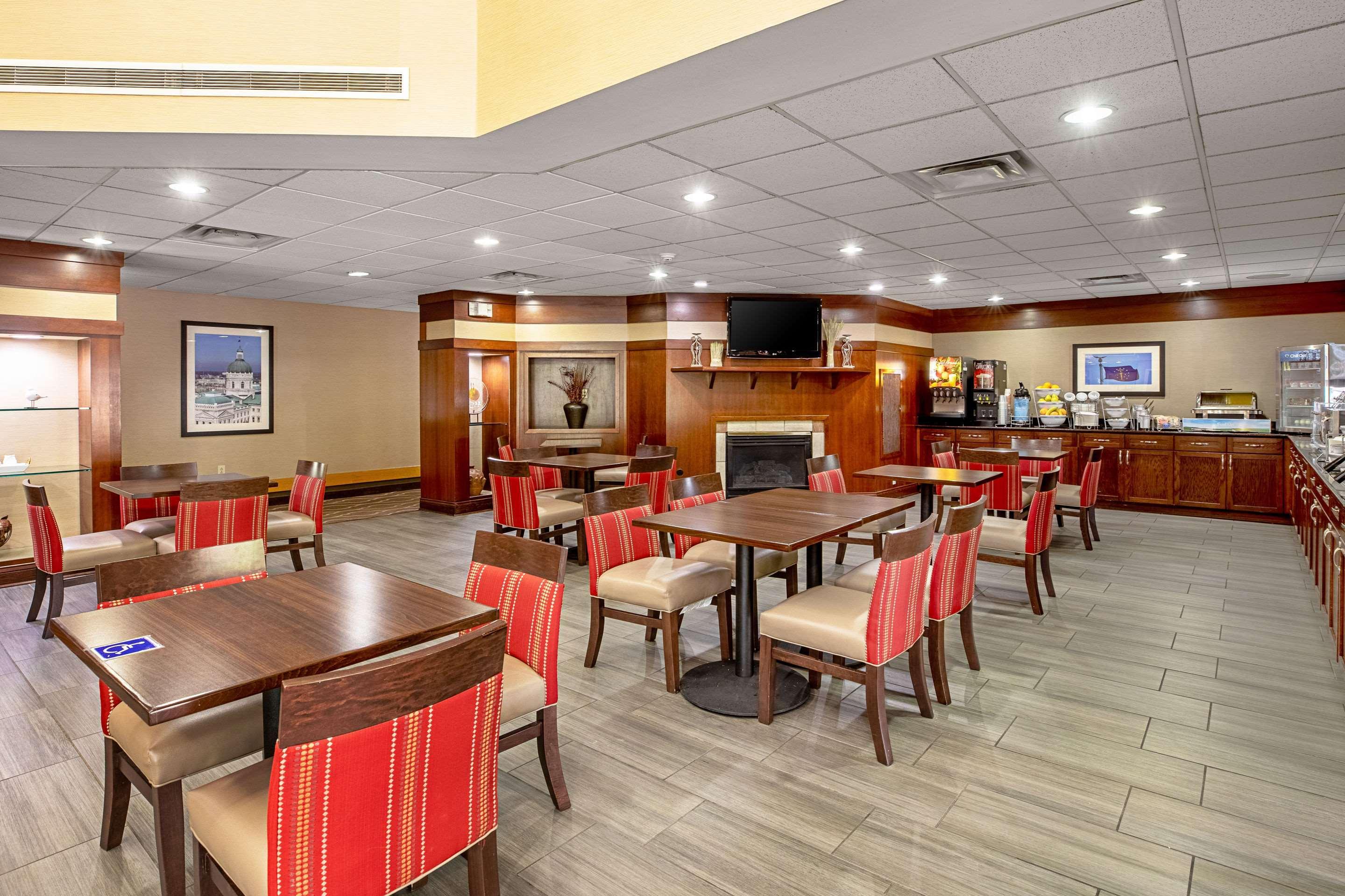 Comfort Inn Indianapolis North - Carmel Exterior photo